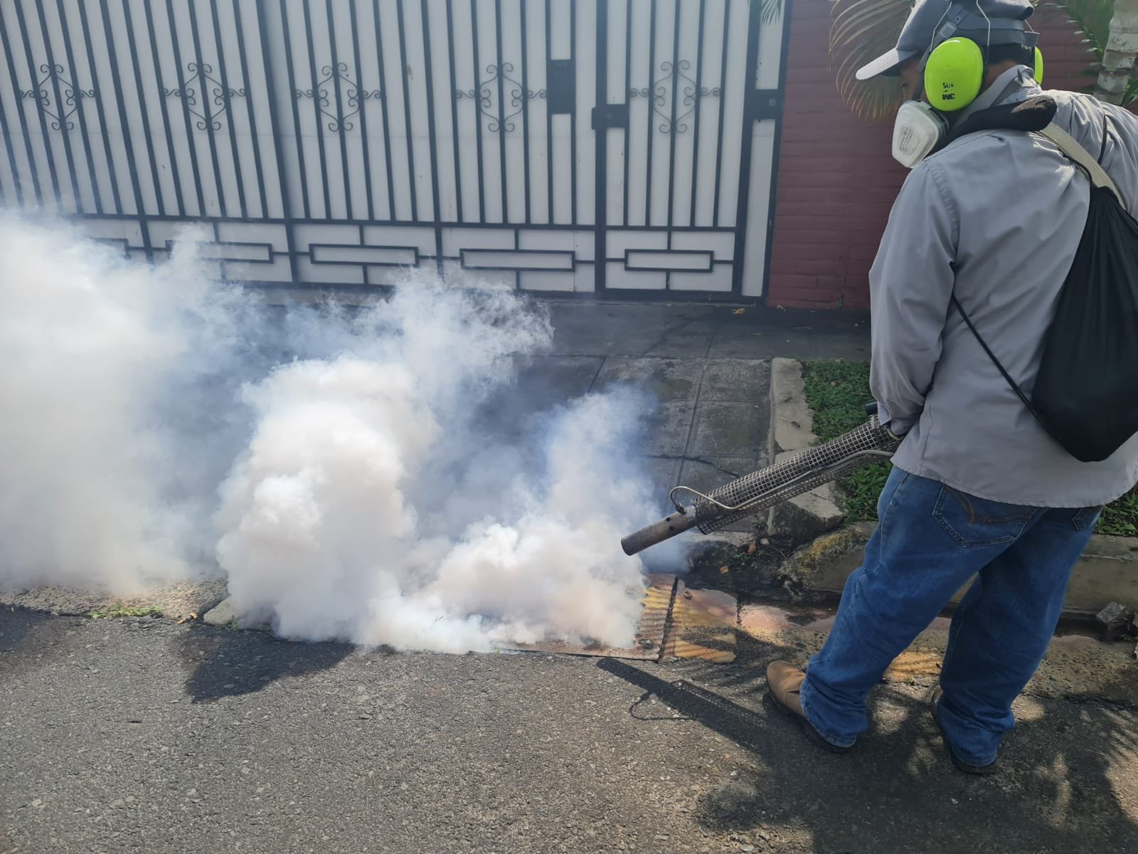 JORNADA DE FUMIGACION 1